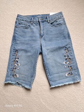 NWT Style &Co. Light Blue Embroidered Denim Bermuda Shorts - Women's